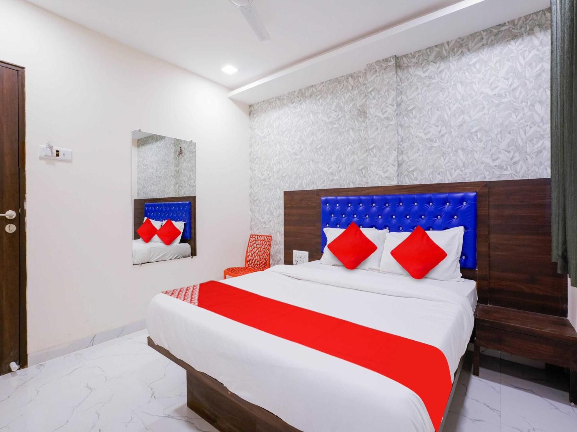Hotel O King Residency Near Bharat Talkies مومباي المظهر الخارجي الصورة